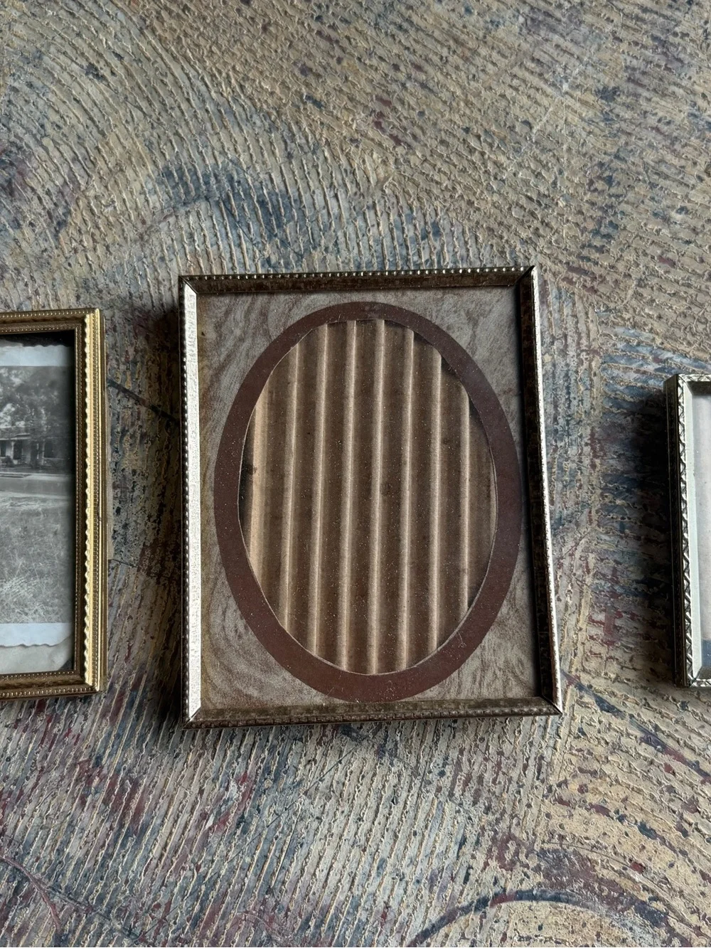 Vintage Classic Brass Photo Frame Collection in Gold